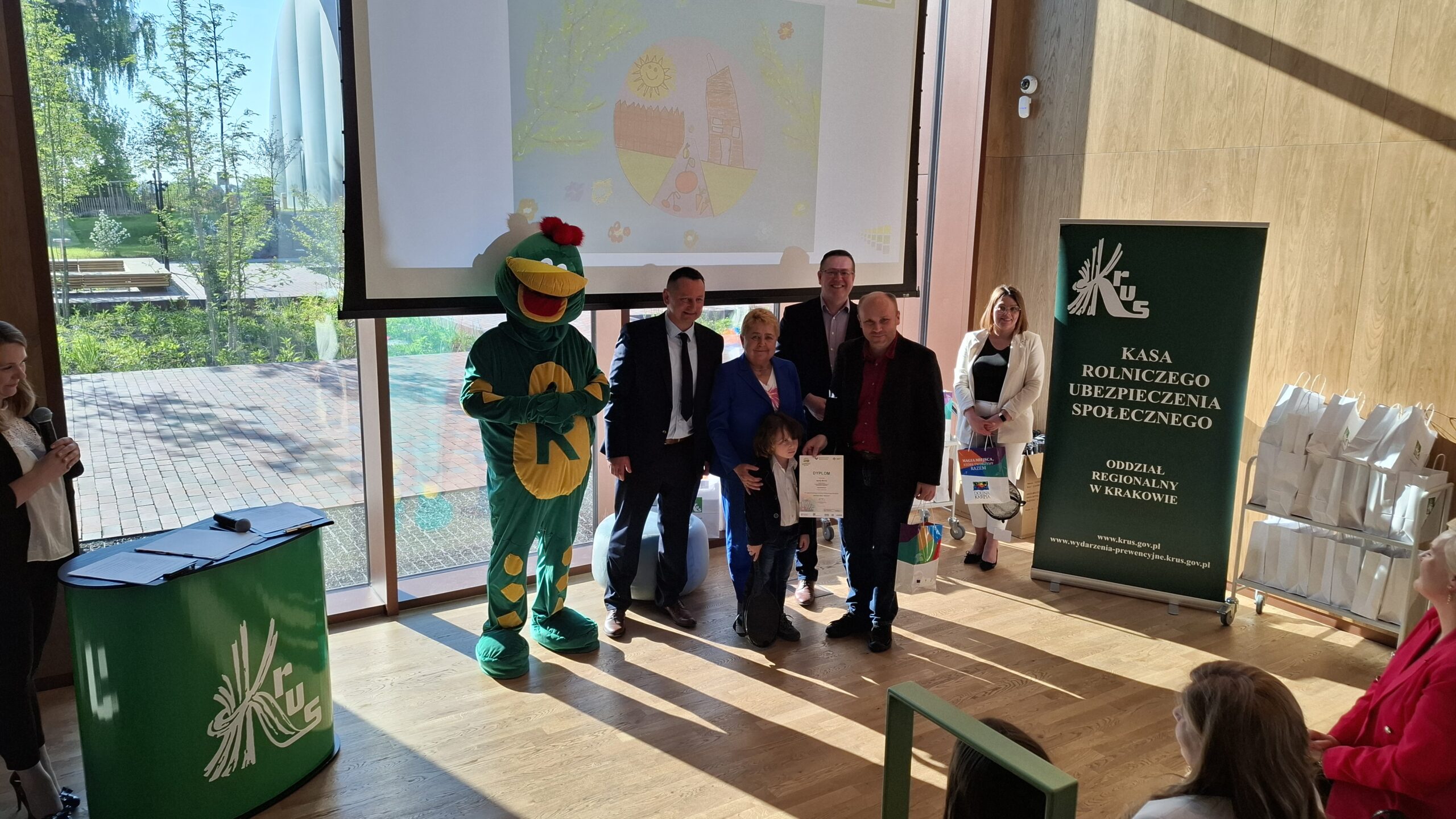 Read more about the article Artystyczny sukces w ogólnopolskim konkursie KRUS