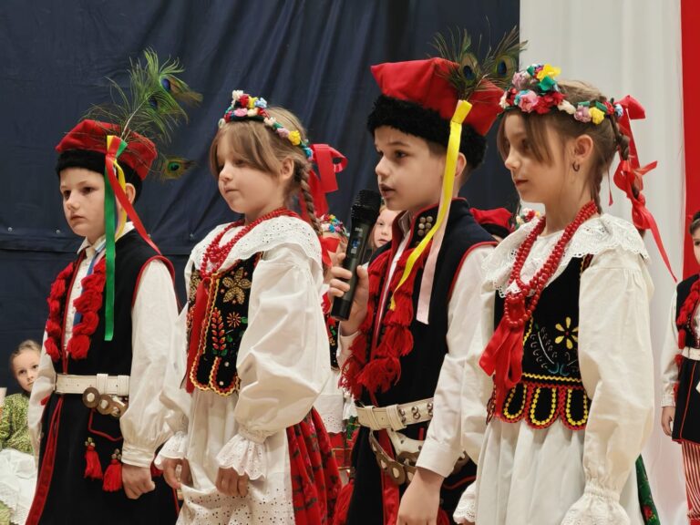 Read more about the article Wieczornica Patriotyczna pt. „Polsce śpiewam”